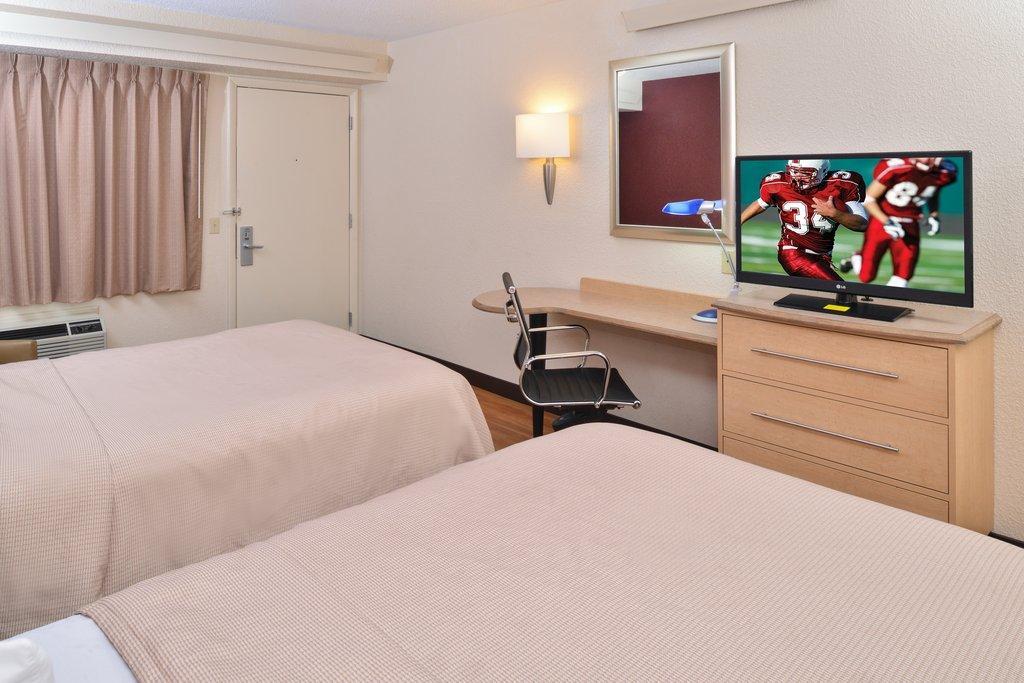 Hotel Super 8 By Wyndham Deerfield - Northbrook Zewnętrze zdjęcie