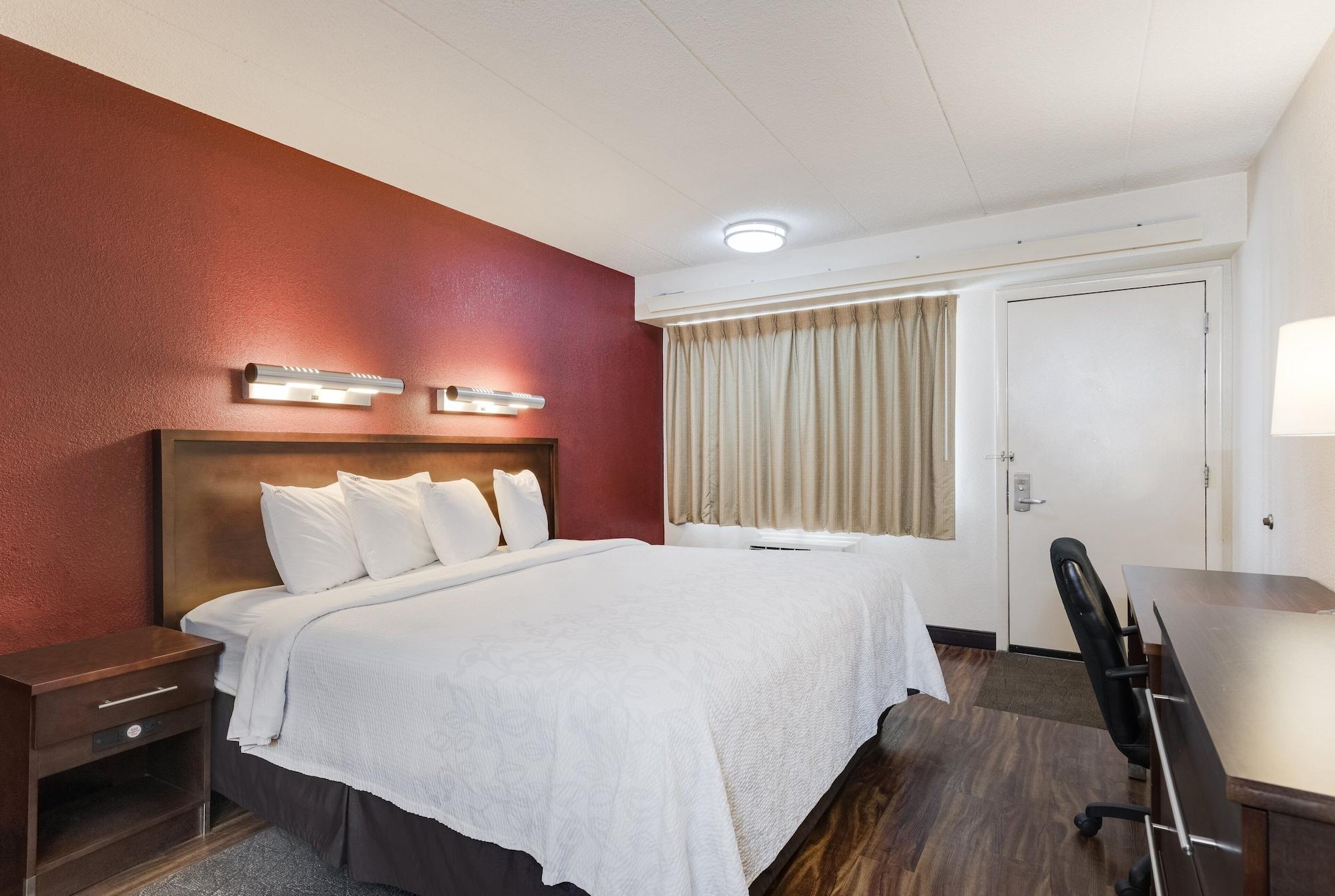 Hotel Super 8 By Wyndham Deerfield - Northbrook Zewnętrze zdjęcie