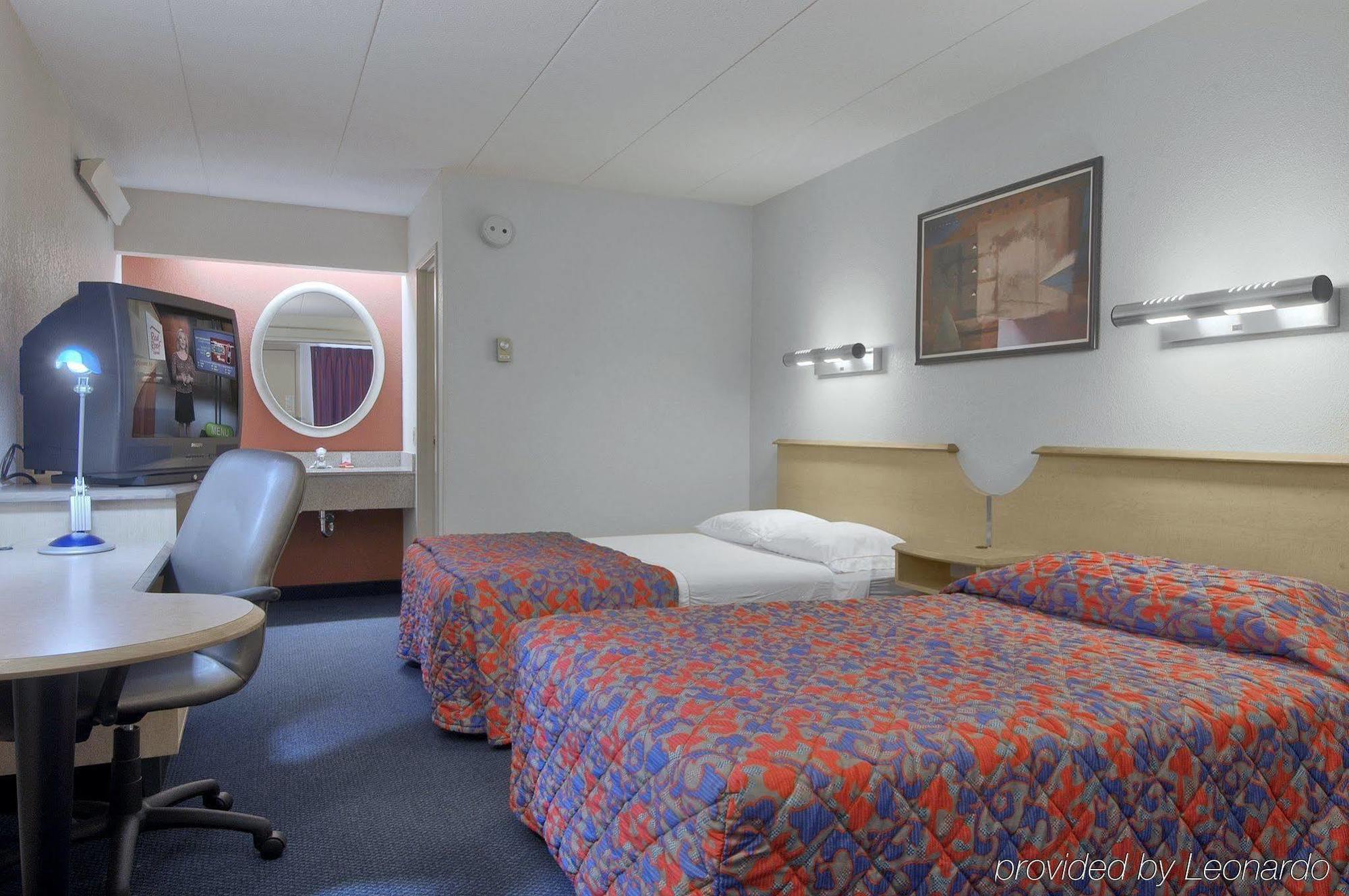 Hotel Super 8 By Wyndham Deerfield - Northbrook Pokój zdjęcie